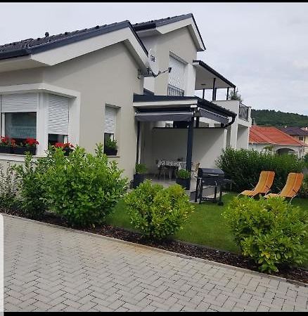Margareta Home เจเนชดิแอช ภายนอก รูปภาพ